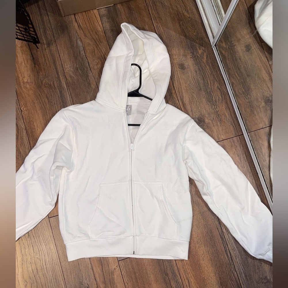Aritiza zip up